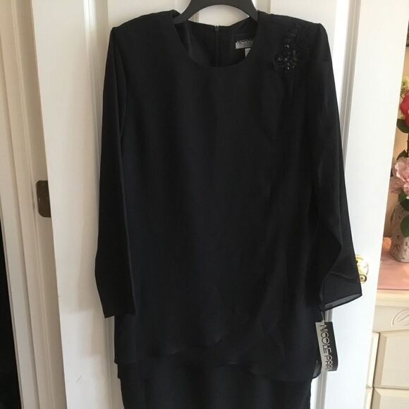 NWT. Gorgeous Black Crepe Women’s L/S Dress Size 10 Nicole Paris Brand - Picture 11 of 14